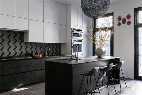 Modern Black Inspirational Kitchen Designs