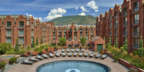 14 Best Hotels in Aspen, Colorado