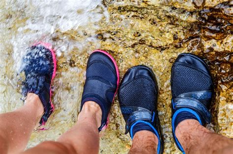 Water Shoes Ladies Should Wear For Beach Activities in 2020 - Zone Windows