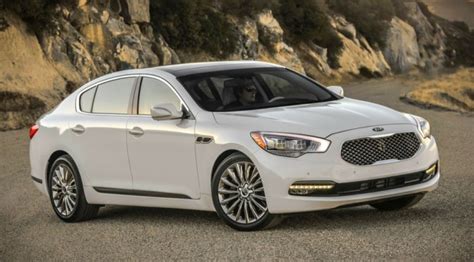 2015 KIA K900 Luxury Sedan - SHOUTS