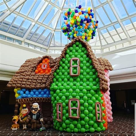 Balloon replica of the Disney Pixar's "UP" house made by Brian Getz at Kapital Kidvention 2020 ...