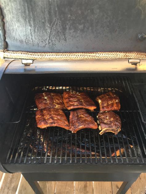 Ribs smoking on my Traeger. -31C ambient temperature : r/grilling