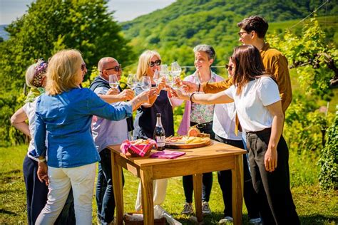 2024 Private Tour and Goblet Walking in the Valdobbiadene Vineyards