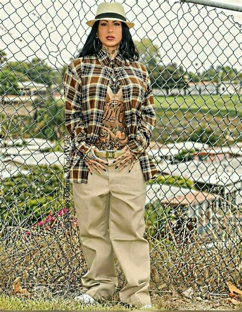 School Fashion, 90s Fashion, Girl Fashion, Fashion Outfits, Estilo Chola, Estilo Rock, Gangster ...