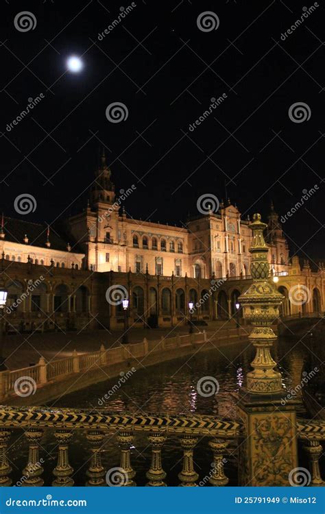 Plaza De Espana by Night, Sevilla Editorial Stock Image - Image of dark, plaza: 25791949