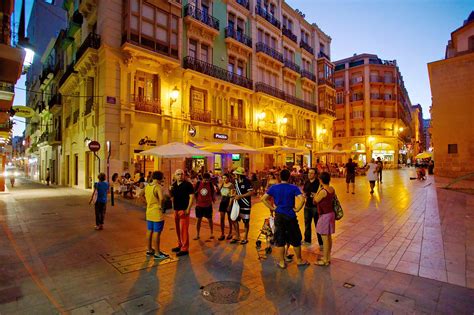 10 Best Things to Do After Dinner in Benidorm - Where to Go in Benidorm at Night? – Go Guides