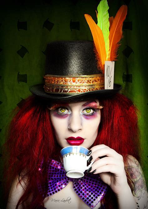 Halloween Mad Hatter Makeup Tutorial | Gaestutorial