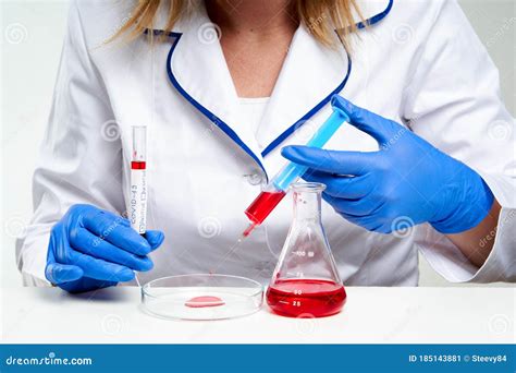 Doctor research antidote stock image. Image of doctor - 185143881