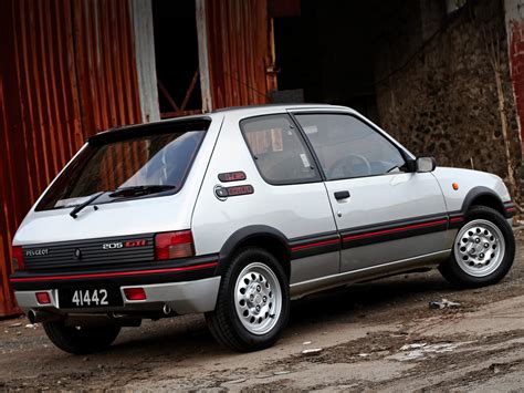 PEUGEOT 205 GTI Specs & Photos - 1984, 1985, 1986, 1987, 1988, 1989, 1990, 1991, 1992, 1993 ...