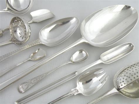 Types of Spoons » Antique Silver Spoons