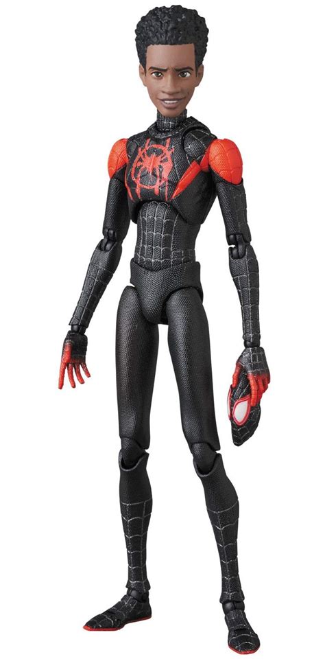 MAFEX Into the Spider-Verse Miles Morales & Comic Spider-Man Figures! - Marvel Toy News