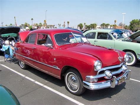 File:1951 Ford Custom Tudor.jpg - Wikipedia, the free encyclopedia