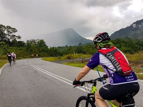 Sarawak Rainforest Bike Tour (Malaysia, Borneo)