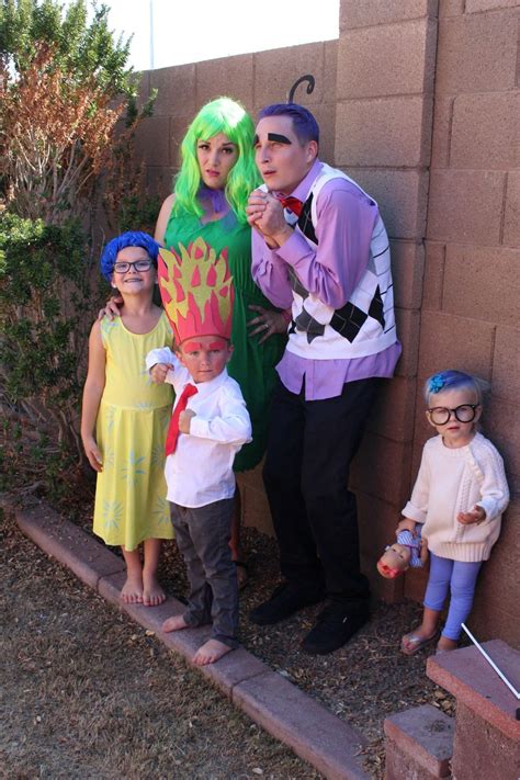 Family Halloween Costumes: Round Up! • LORI•O•PHOTO