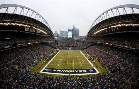 Seattle Seahawks Throwback Field Is Going Viral - The Spun