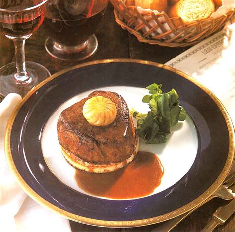 Filet Mignon with Mushrooms Recipe (Tournedos Rossini) - RecipeMatic