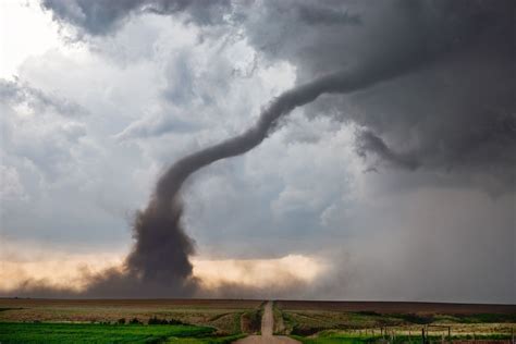 'Tornado Alley' expert explains why some storms are moving east