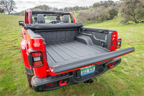 Jeep Gladiator Pickup Truck Review: First Drive Impressions | GearJunkie