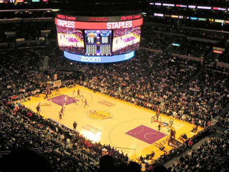 Report: Lakers announce when fans will be allowed back in Staples Center - Lakers Daily