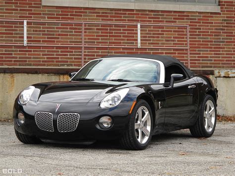 PONTIAC SOLSTICE - Review and photos