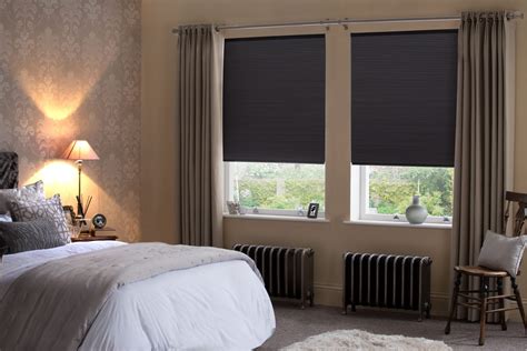 Insultating Thermal Blinds for Windows, Doors & Conservatories UK