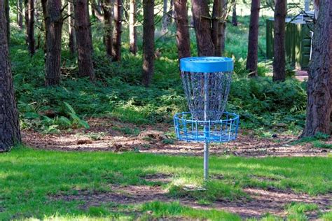 Best Disc Golf Baskets 2020 | Top 9 Portable/Permanent Targets