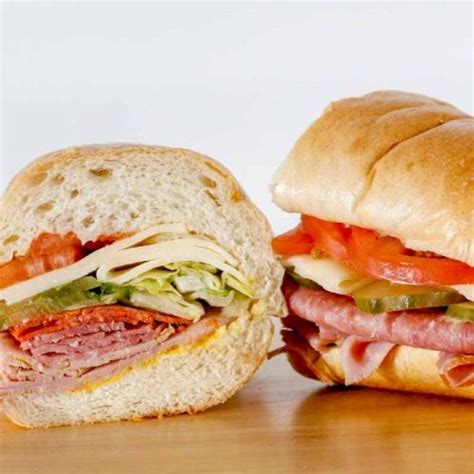 Italian Pepperoni Sandwich - IzzyCooking