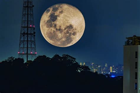 Photography – Super Moon & Multi-Exposures – miniLiew