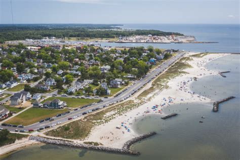 Cape Charles, VA Beach – child-friendly, free fishing pier, walk to town – Chesapeake Properties