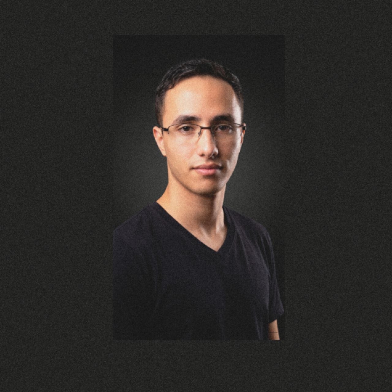 Christian Márquez - Threat Intelligence, Ingeniería Inversa, Exploit Development y Seguridad OT