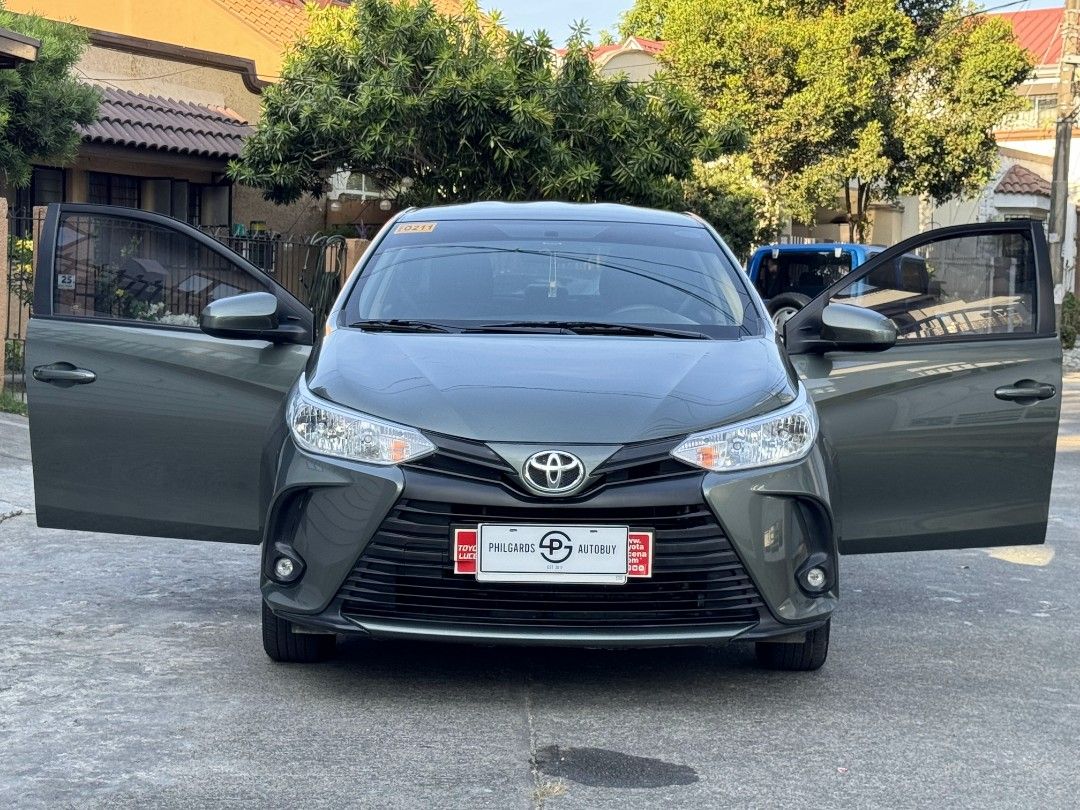 Toyota Vios XLE CVT photo