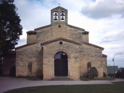 San Julián de los Prados o Santullano