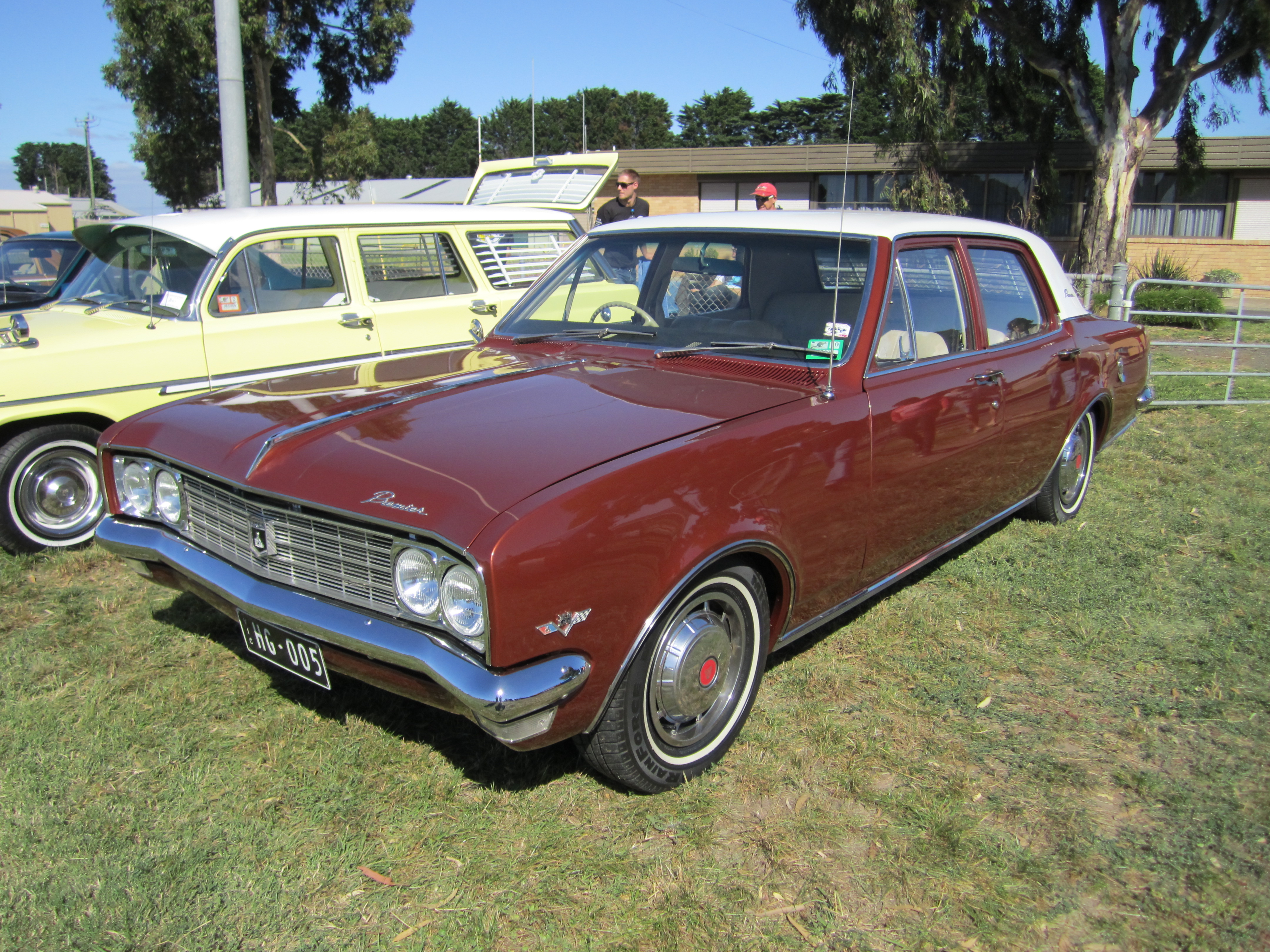 File:Holden HG Premier.jpg - Wikimedia Commons