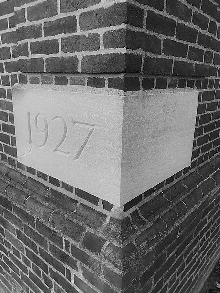 File:PENNROSE RITTENHOUSE CORNERSTONE MCMXXVII DULY AND TRULY LAID 3.jpg