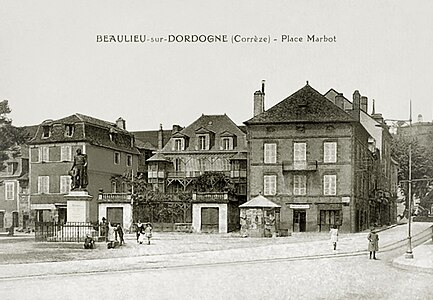 Place Marbot in Beaulieu-sur-Dordogne