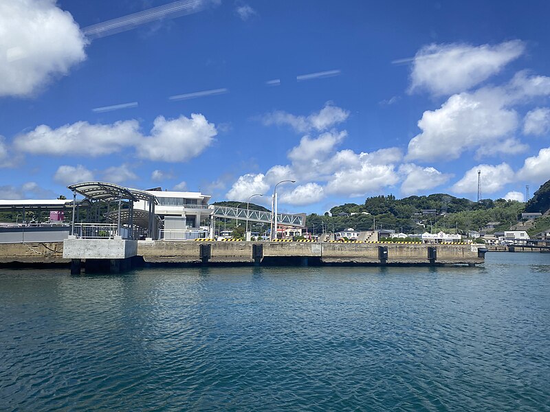 File:View of Iki Island from the Waterfoil-152159477.jpg