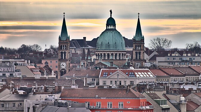 Sea of roofs in Favoriten, Vienna.