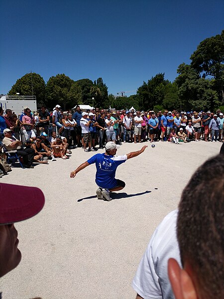 File:Petanque-marseille-2017.jpg