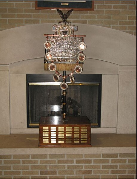 File:Palma Trophy.jpg