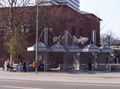 Fische auf der Bushaltestelle Rathaus in Kaiserslautern