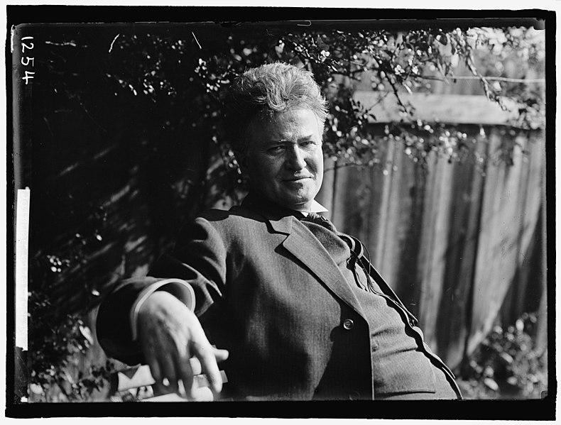 File:LAFOLLETTE, ROBERT M. REP. FROM WISCONSIN 1885-1891; GOVERNOR, 1901-1906; SENATOR, 1906-1925 LCCN2016863763.jpg