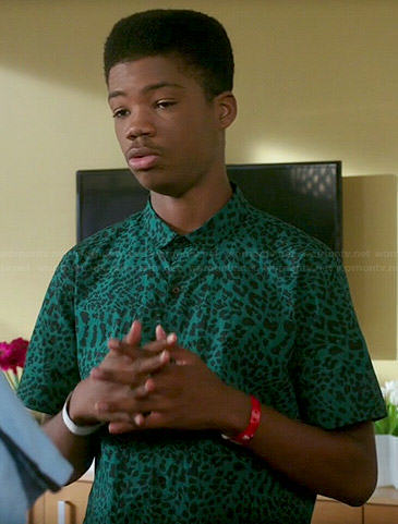 Dash's green leopard print shirt on Red Band Society