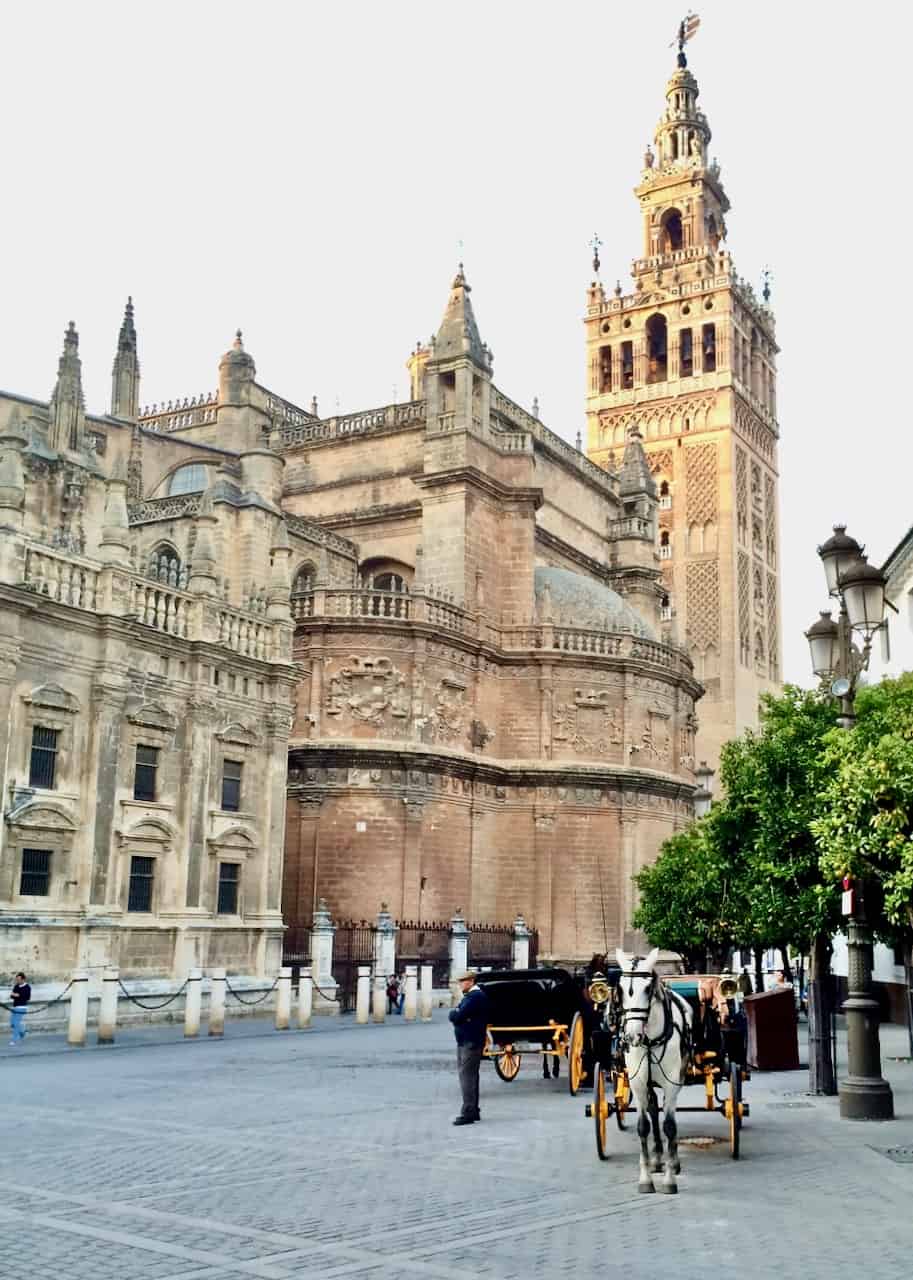 historic-architecture-sevilla-photo