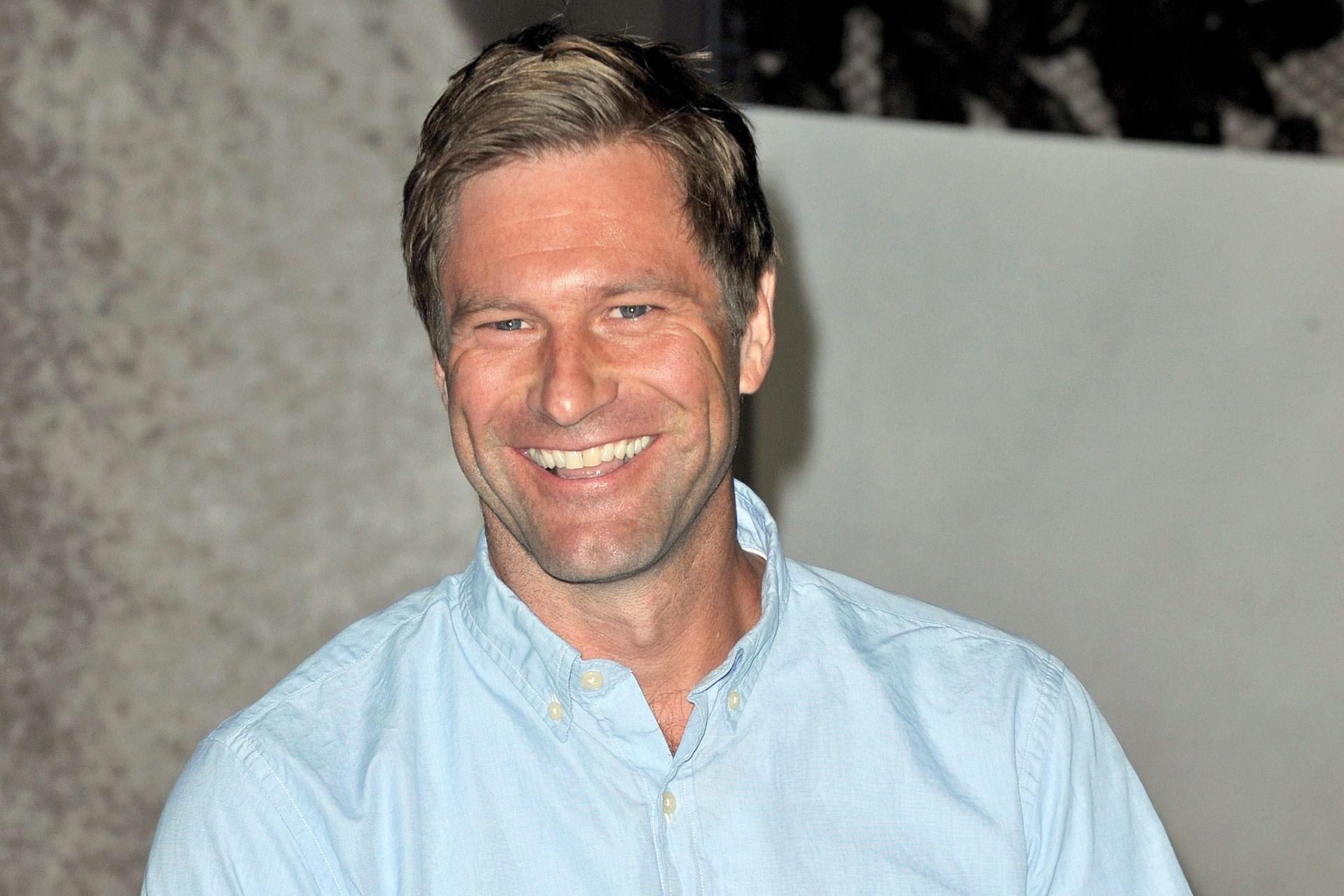 HQ Aaron Eckhart Wallpapers | File 407.41Kb