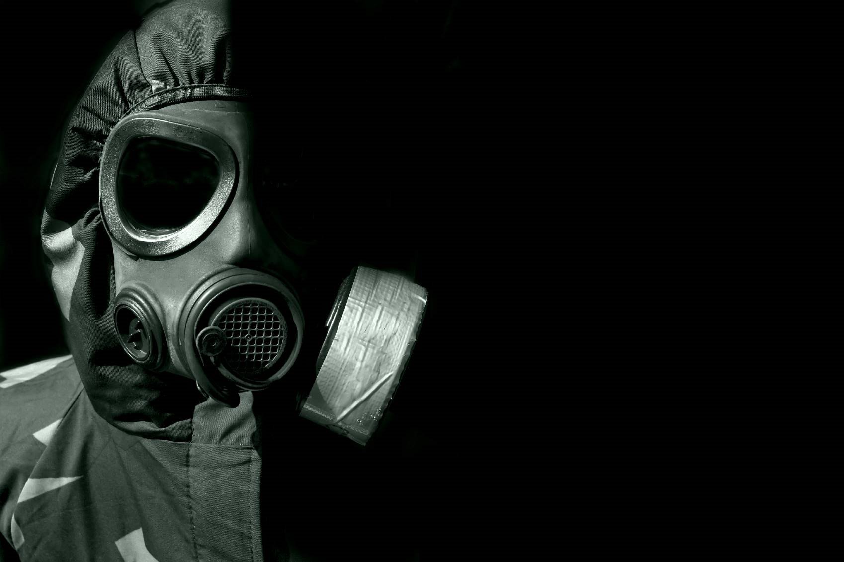 1698x1131 > Gas Mask Wallpapers