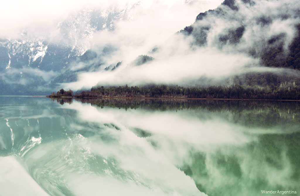 Emerald green water of Lake Frías