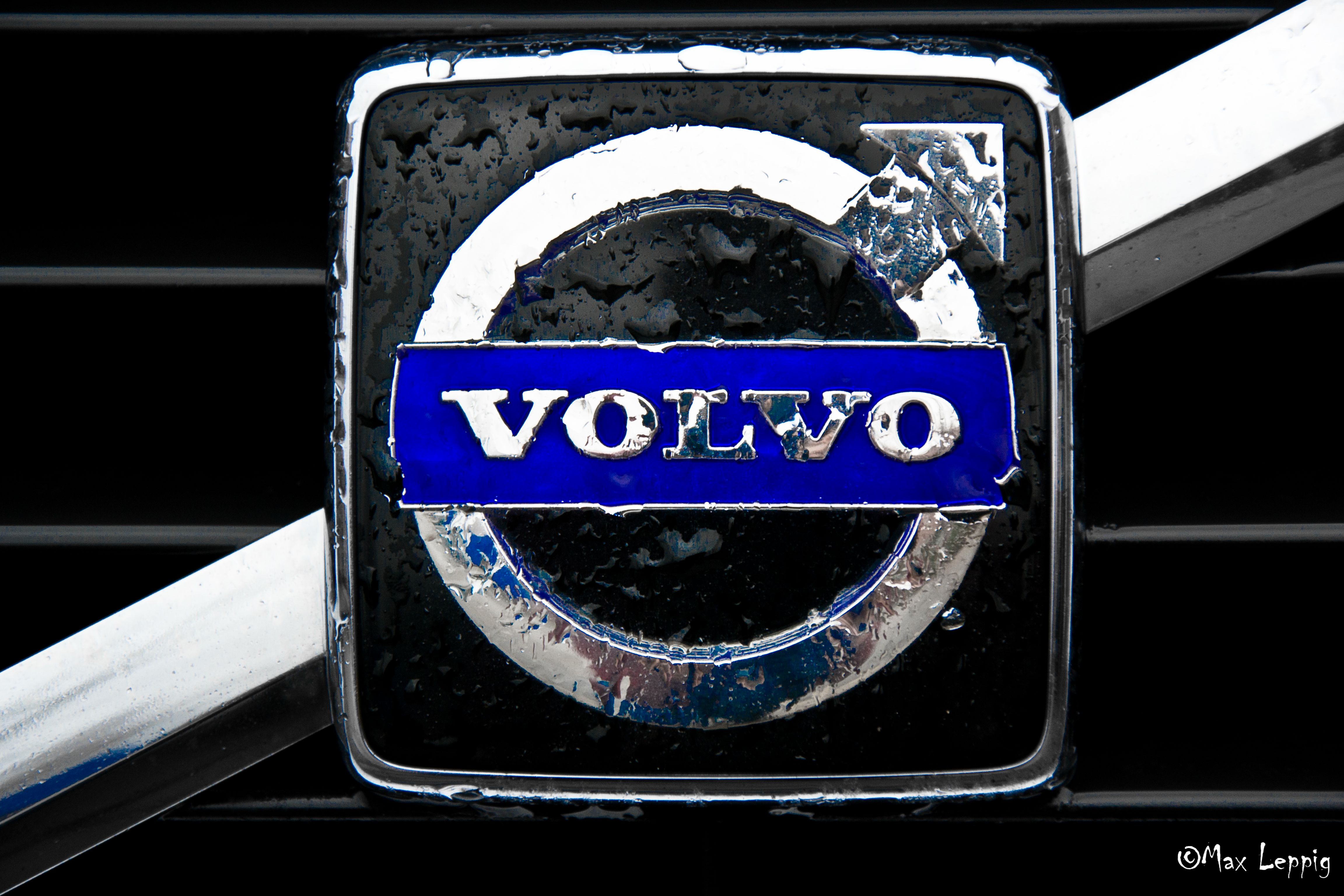 Volvo Logo Wallpaper