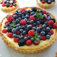 berry tart