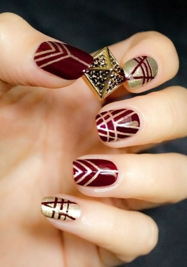 golden-gliter-nail-art-9