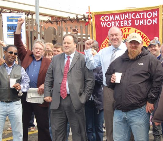 CWU leaders BILLY HAYES and DAVE WARD at the Mandela Way Delivery Office on June 29th